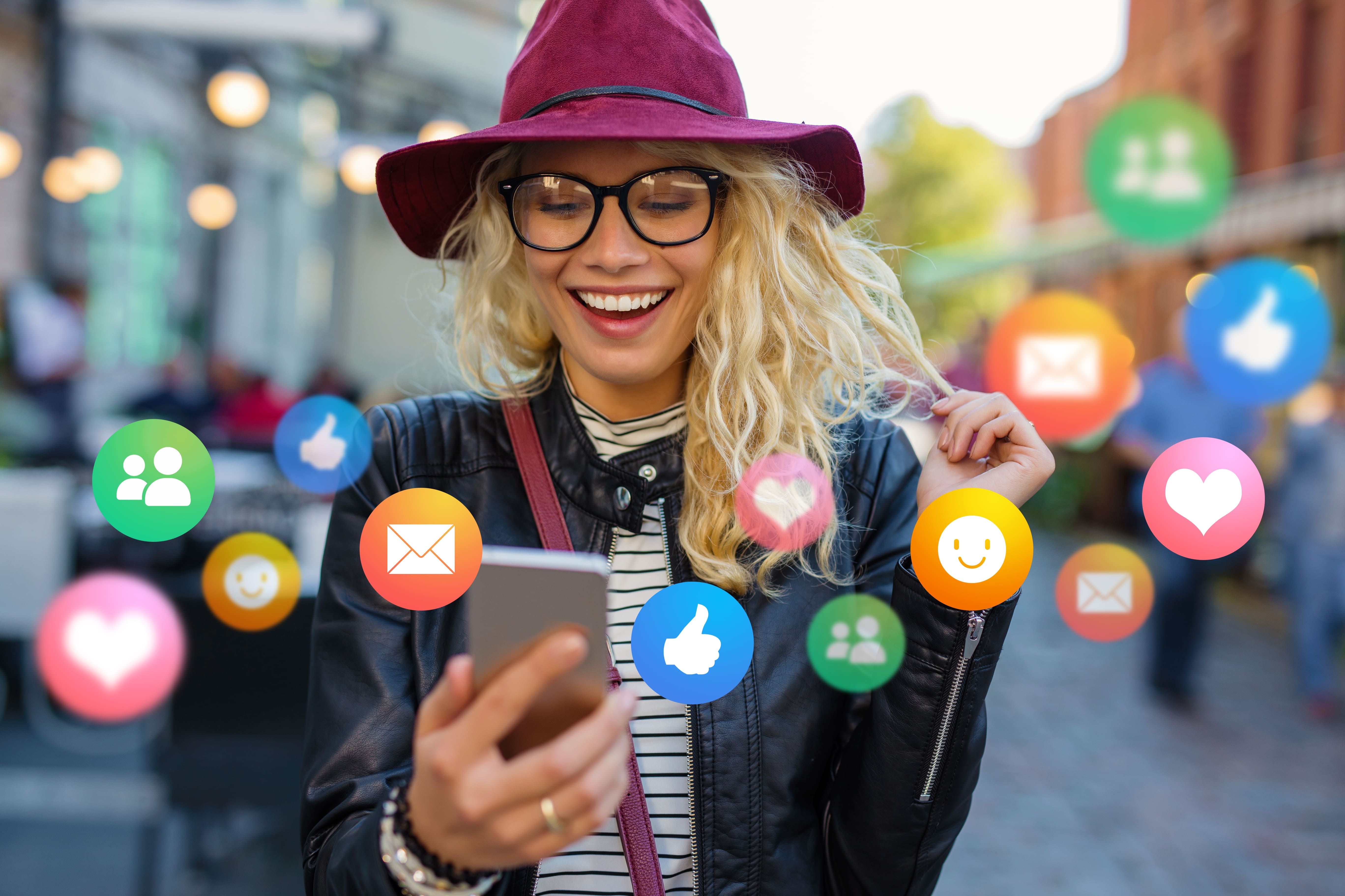 Influencer like guadagna online